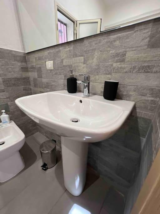 Apartament Casa Barbara 17 Katania Zewnętrze zdjęcie